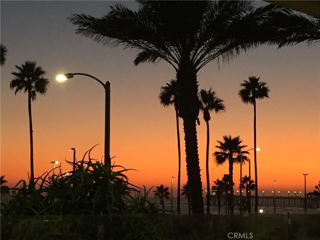 1010 W MacArthur Boulevard 54