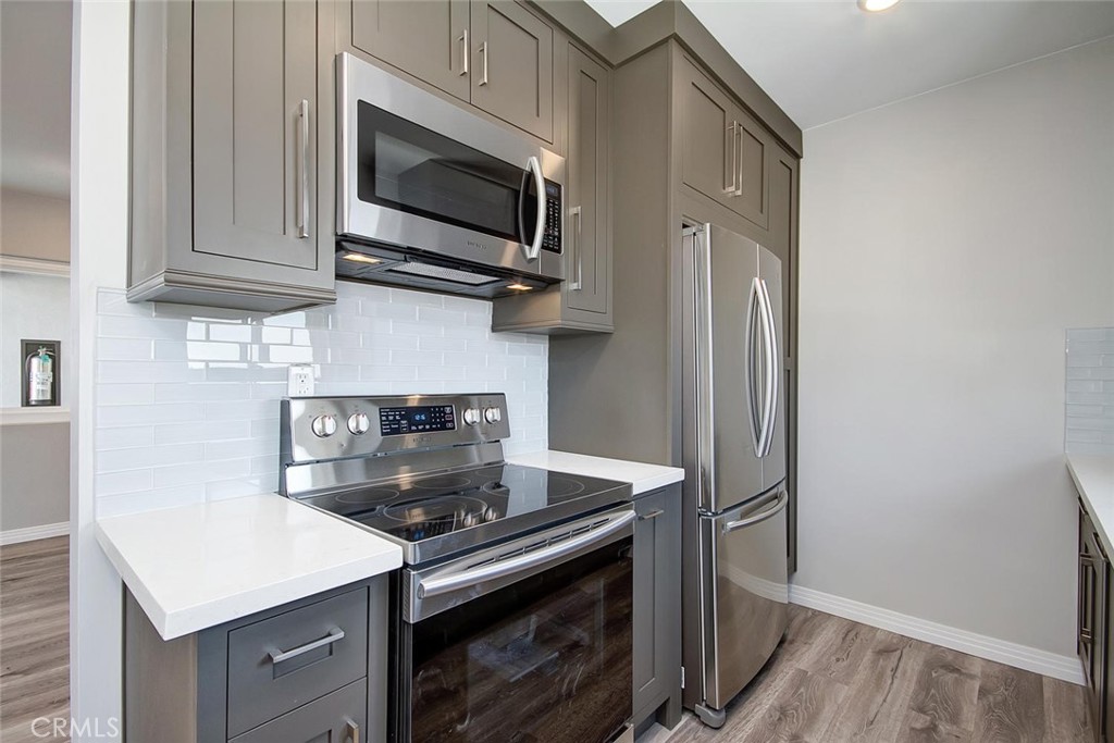 520 E Regent Street 5