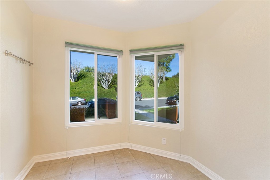 21876 Mirador 26
