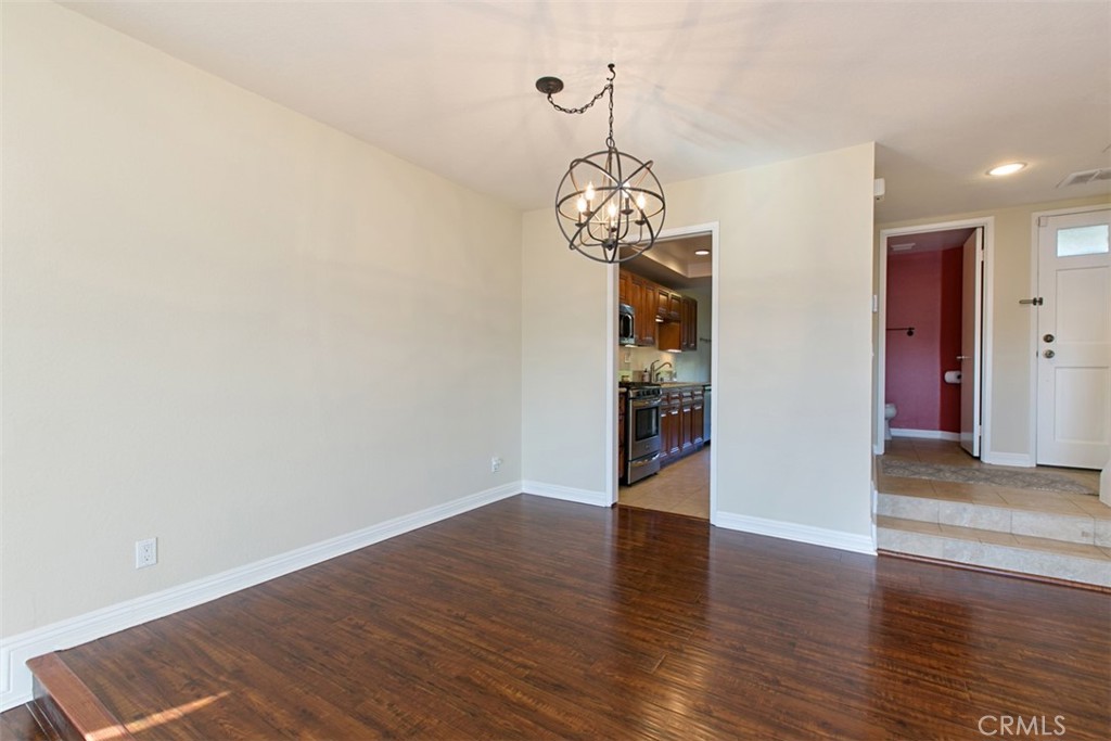 21876 Mirador 26