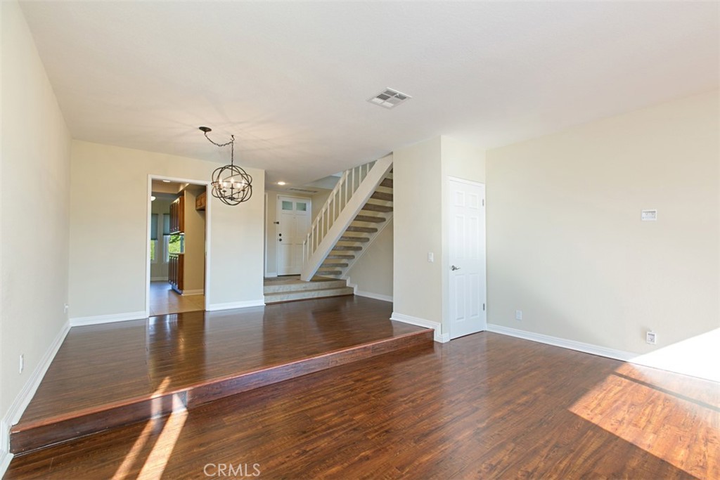 21876 Mirador 26