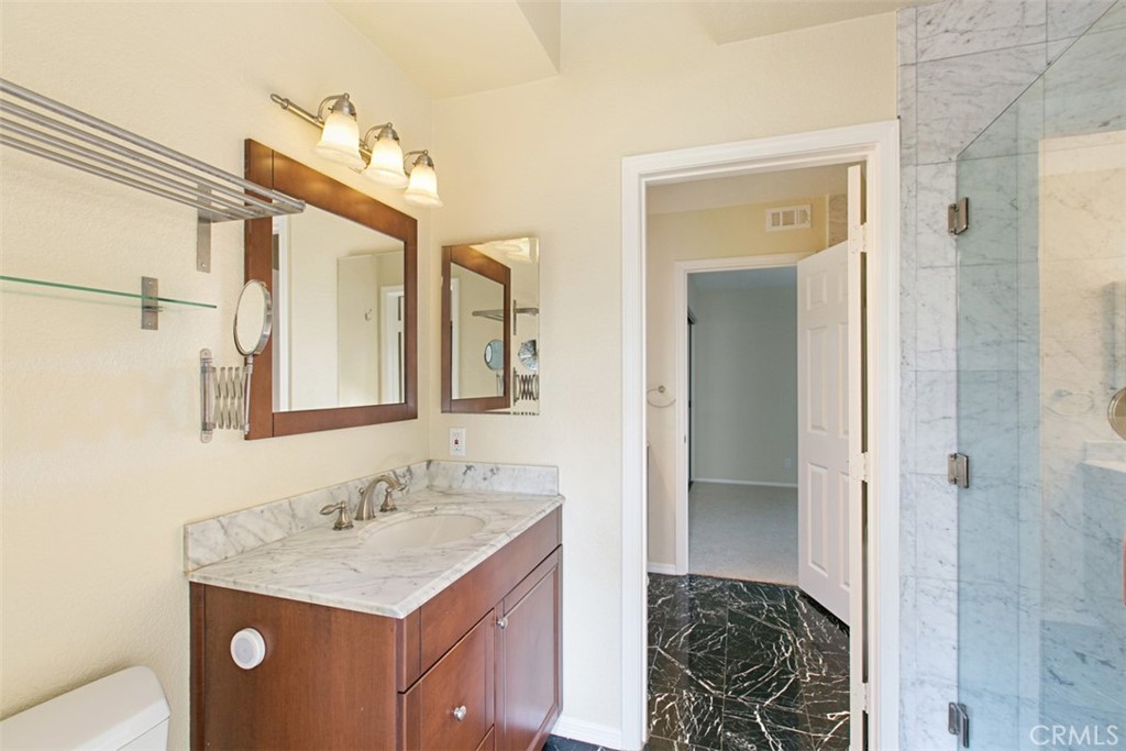 21876 Mirador 26
