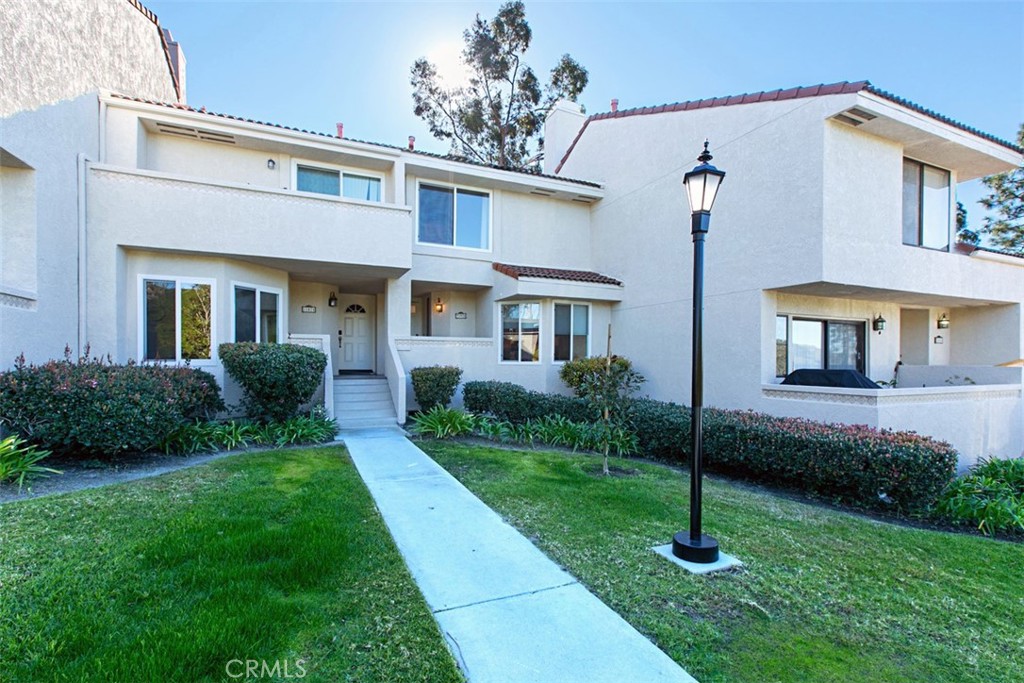 21876 Mirador 26