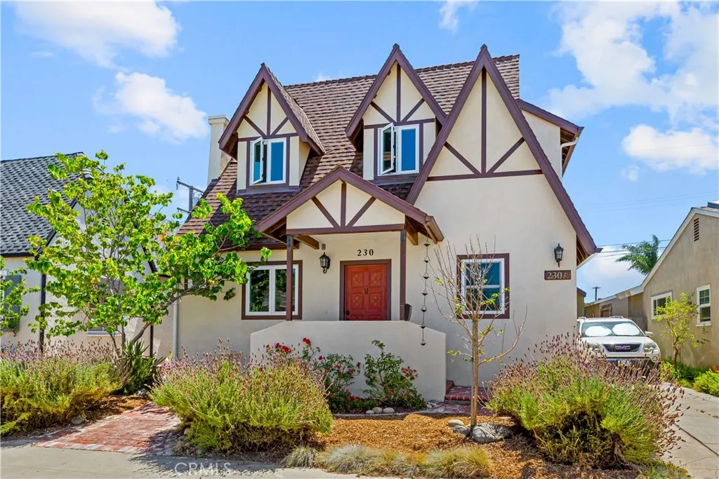 230 Campo Drive