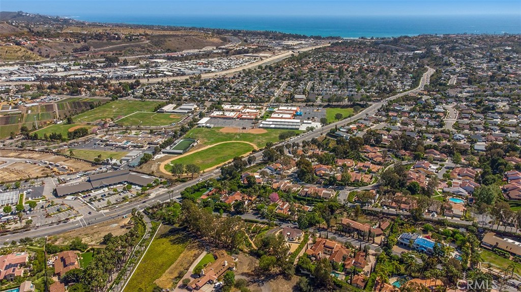 25731 Paseo De La Paz