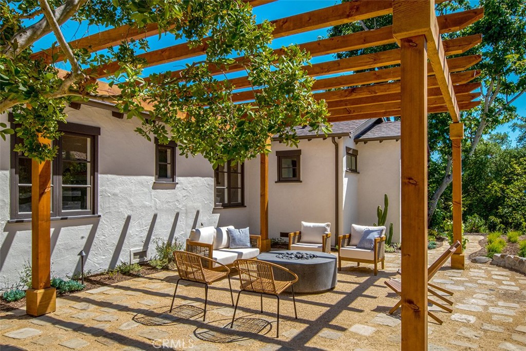 25731 Paseo De La Paz