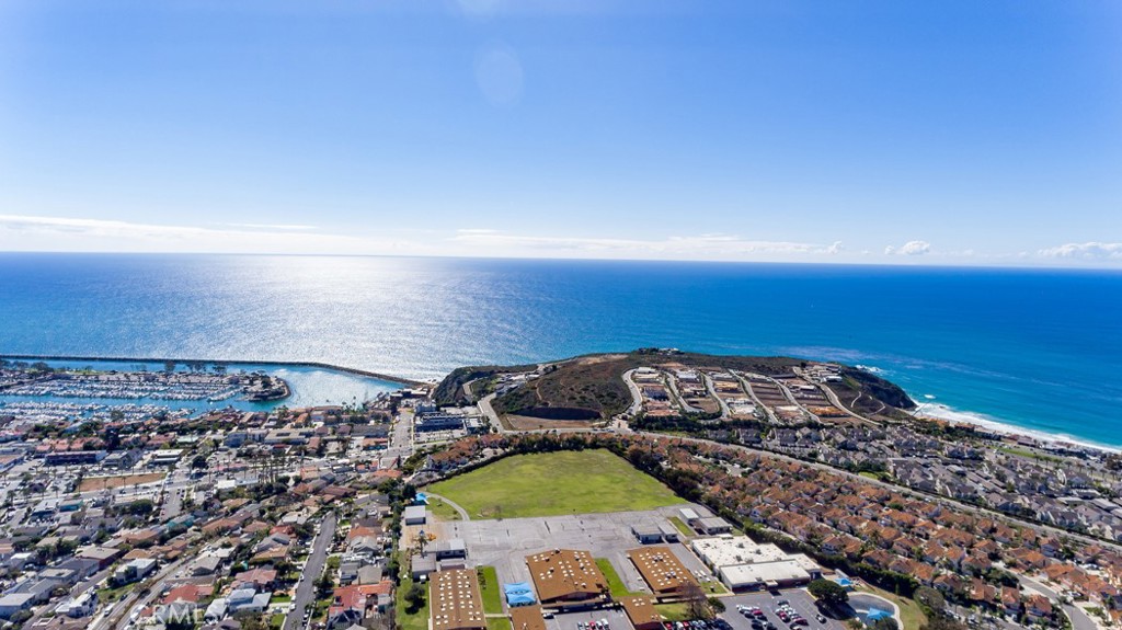 34311 Amber Lantern Street