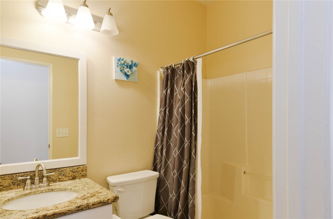 7576 Walnut Grove Avenue