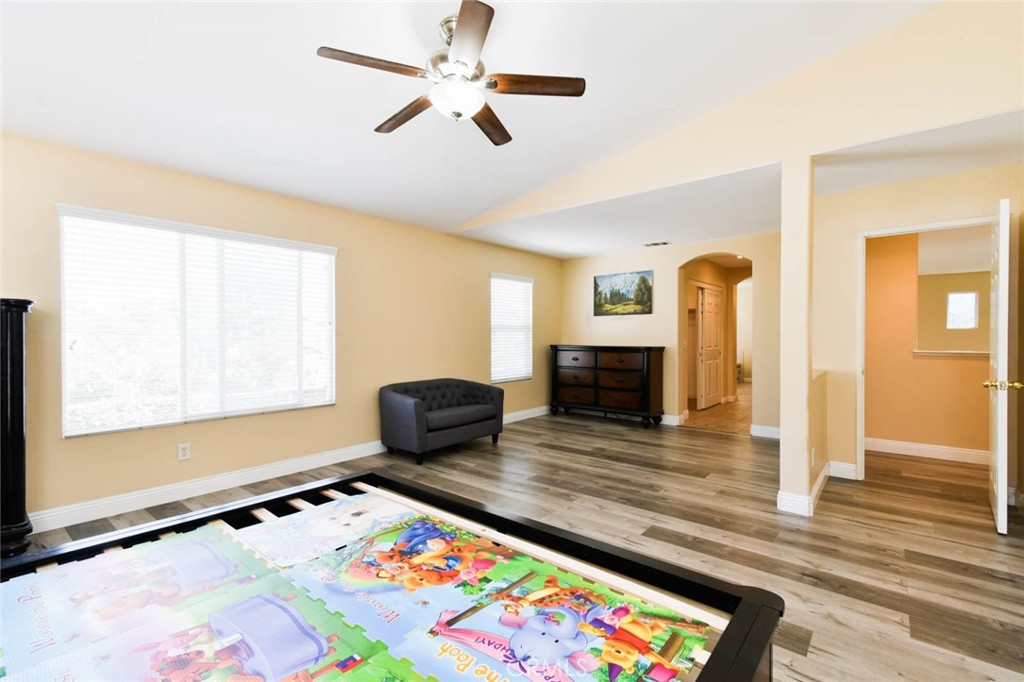 7576 Walnut Grove Avenue