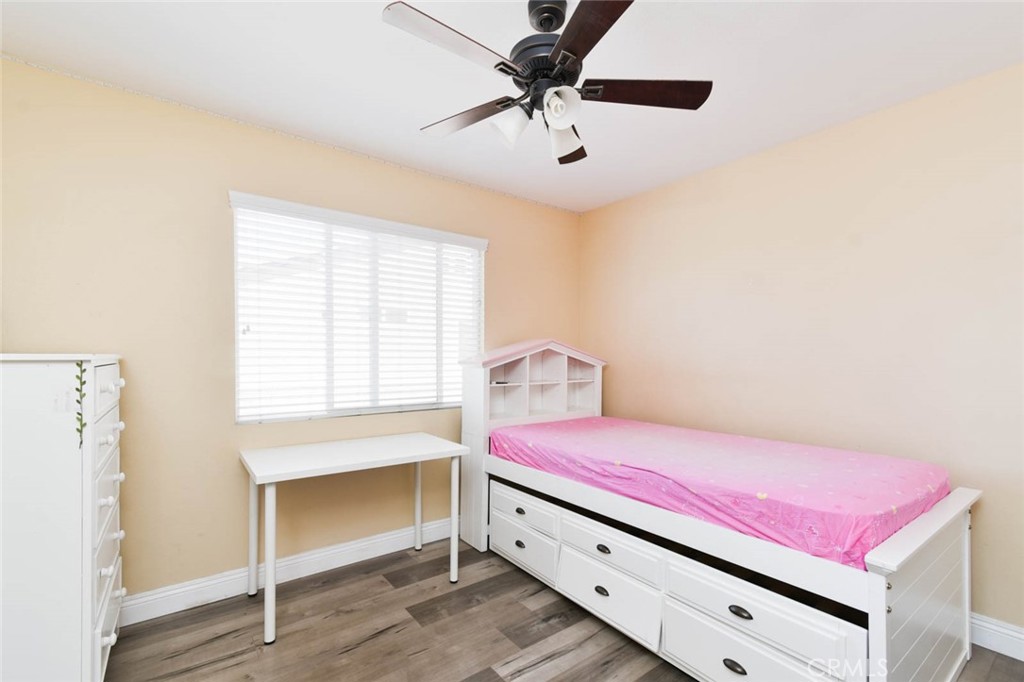 7576 Walnut Grove Avenue