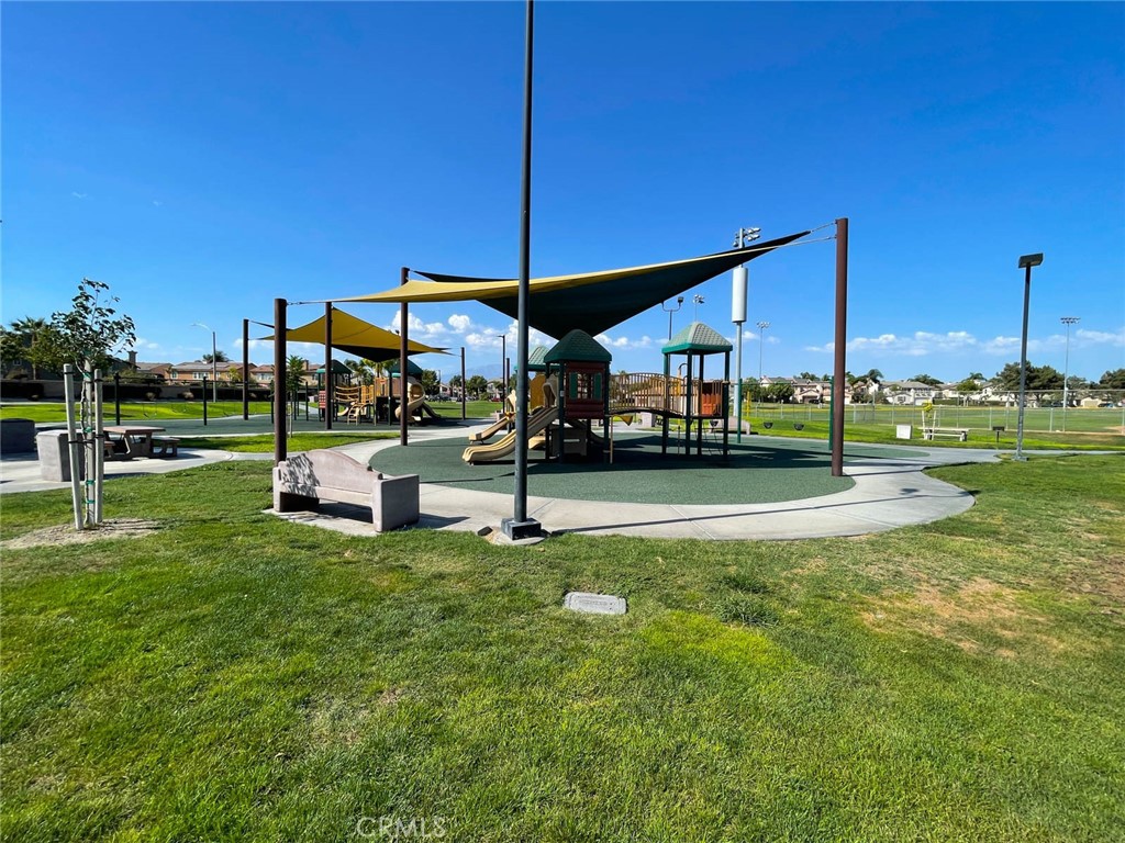 7576 Walnut Grove Avenue