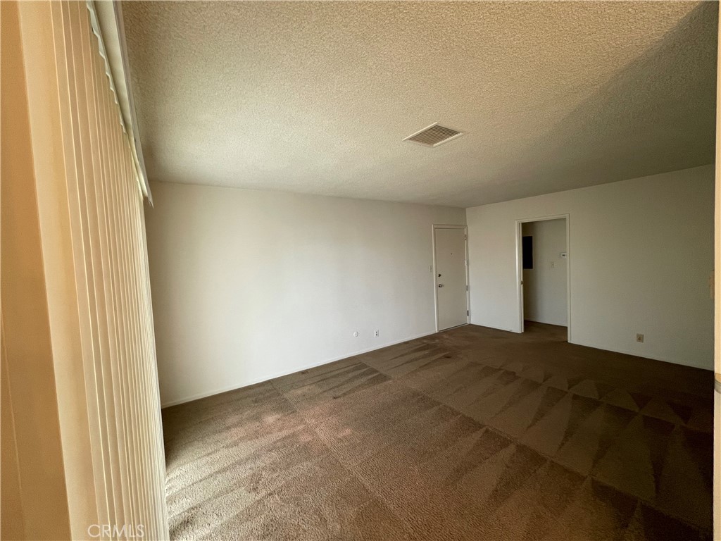 701 S Grevillea Avenue