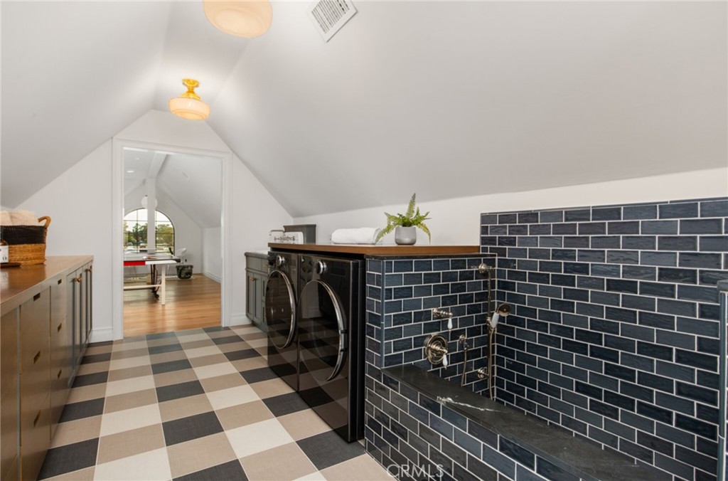 16462 Sundancer Lane