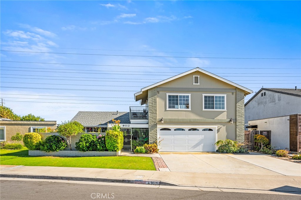 9112 Hyde Park Drive