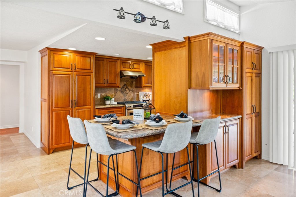 9112 Hyde Park Drive