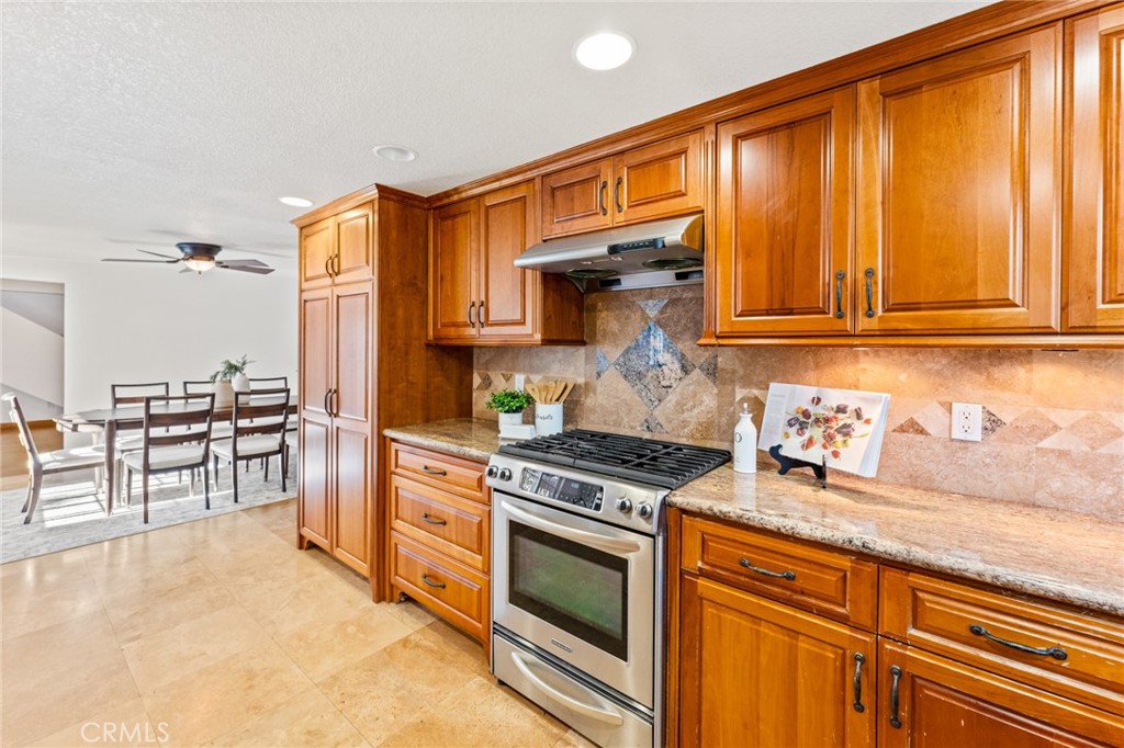 9112 Hyde Park Drive