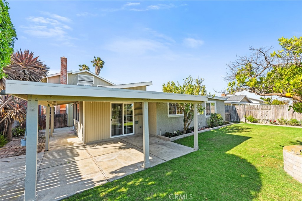 9112 Hyde Park Drive