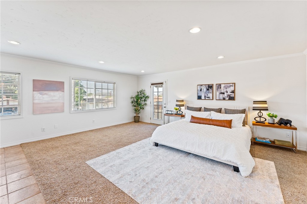 9112 Hyde Park Drive