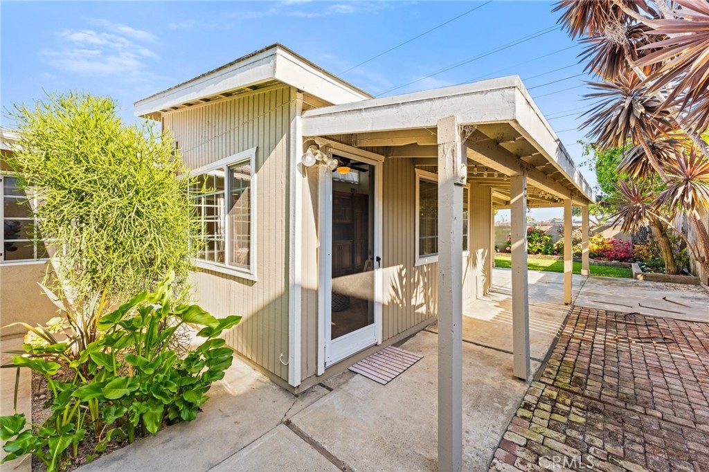 9112 Hyde Park Drive