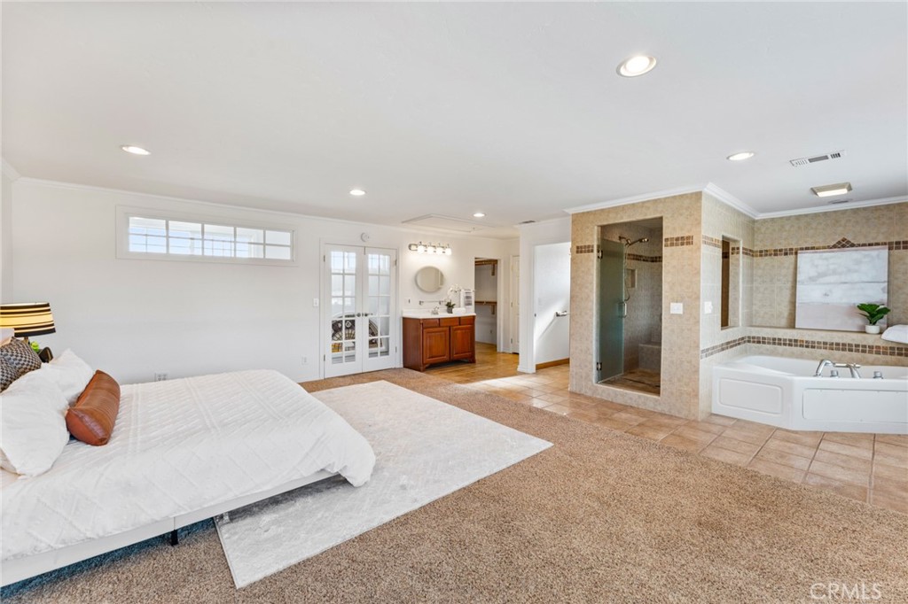 9112 Hyde Park Drive