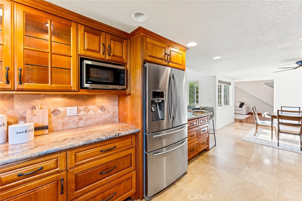 9112 Hyde Park Drive