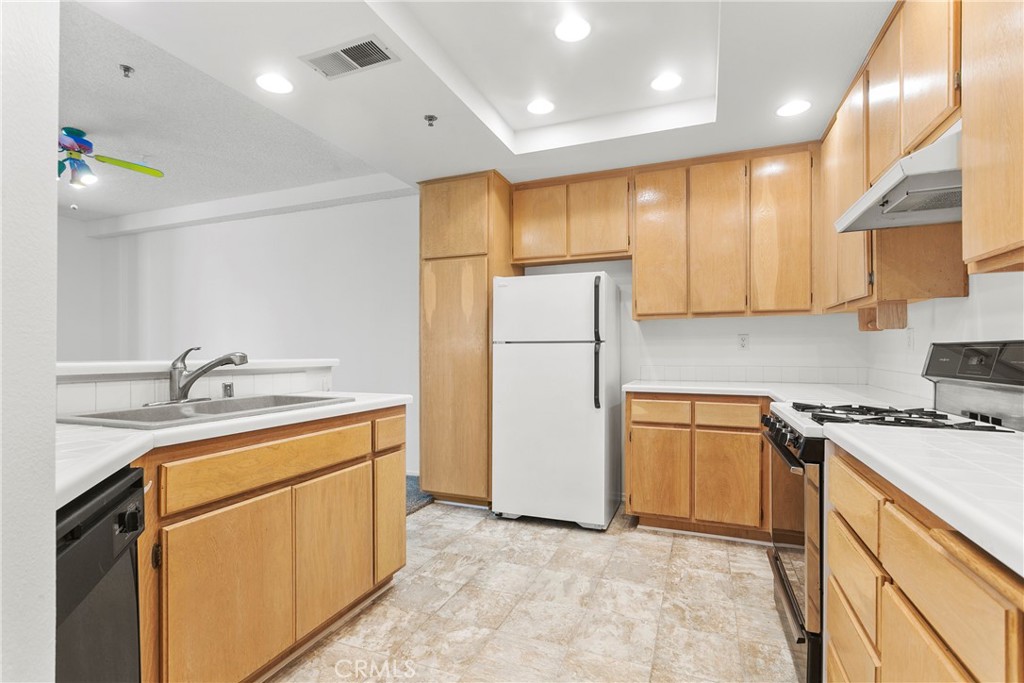 10371 Garden Grove Blvd. 47