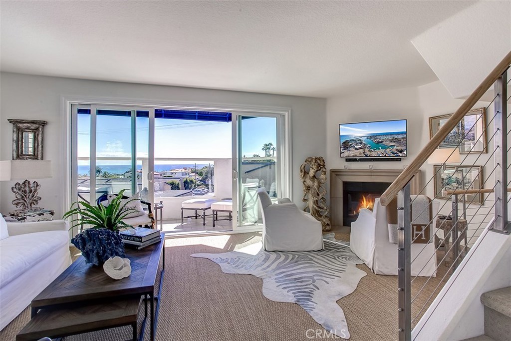 24352 Vista Point Lane