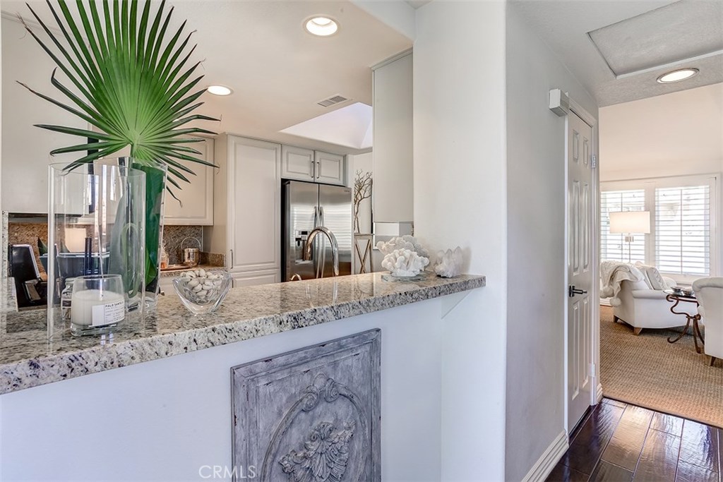 24352 Vista Point Lane