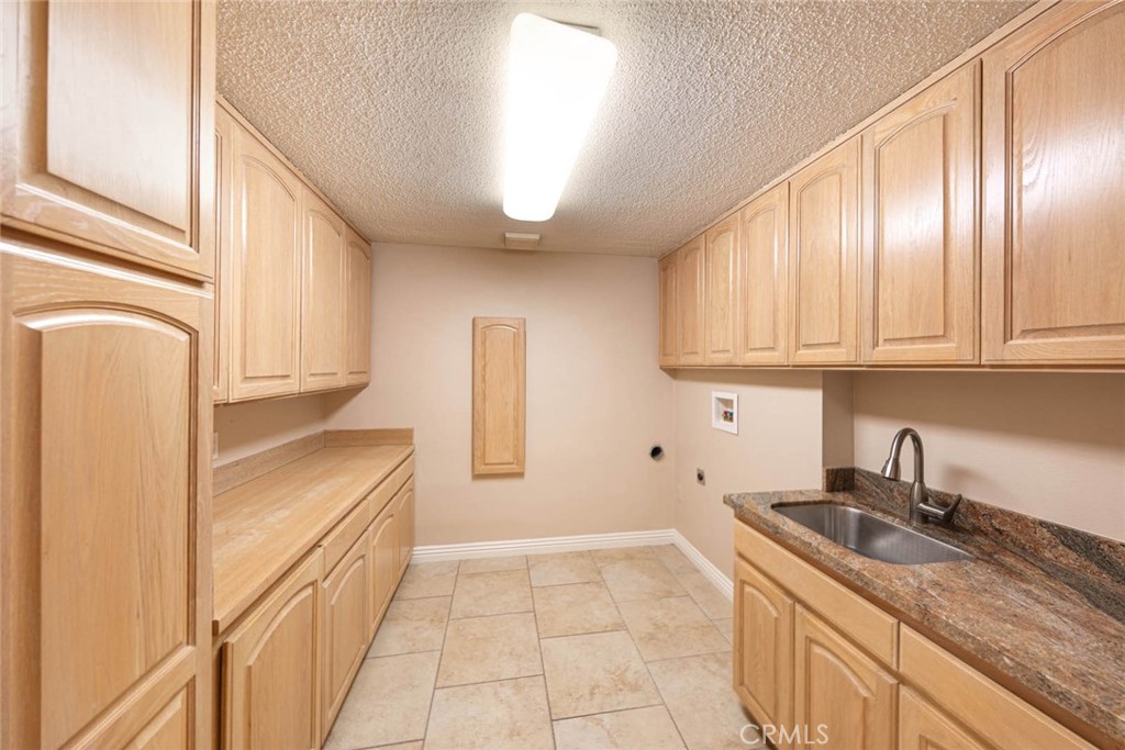 6550 E Edinboro Circle