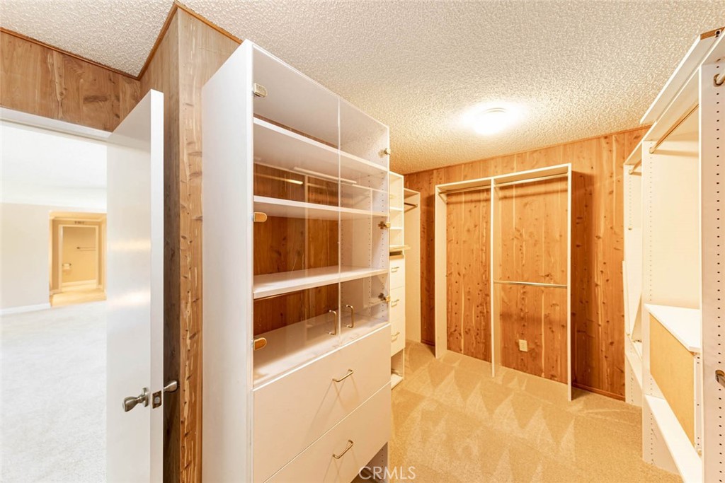 6550 E Edinboro Circle