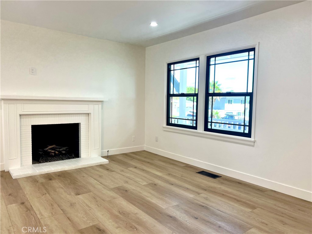 33921 Copper Lantern Street