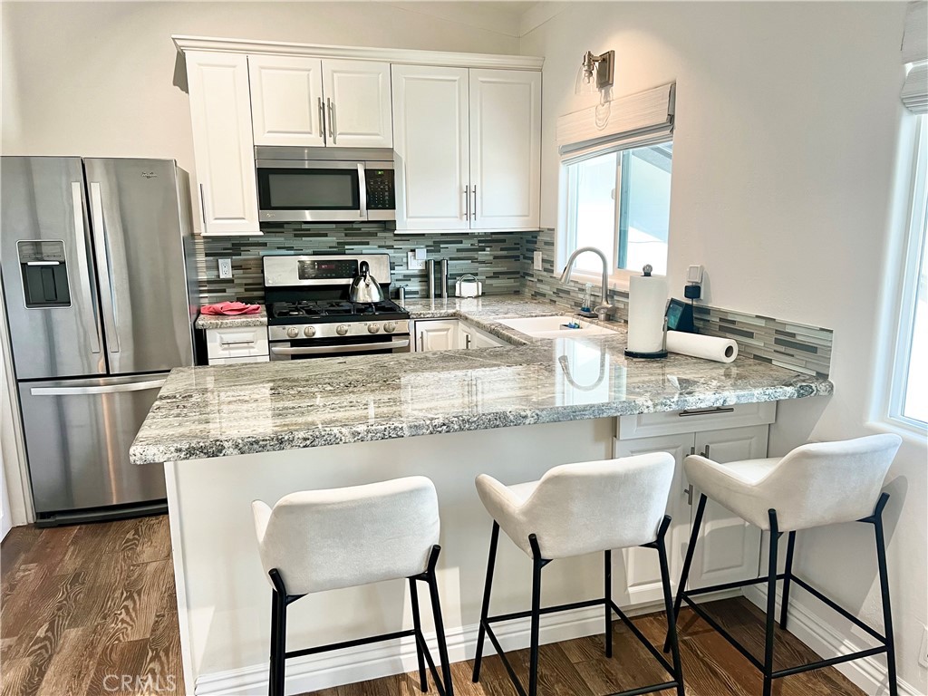 33921 Copper Lantern Street