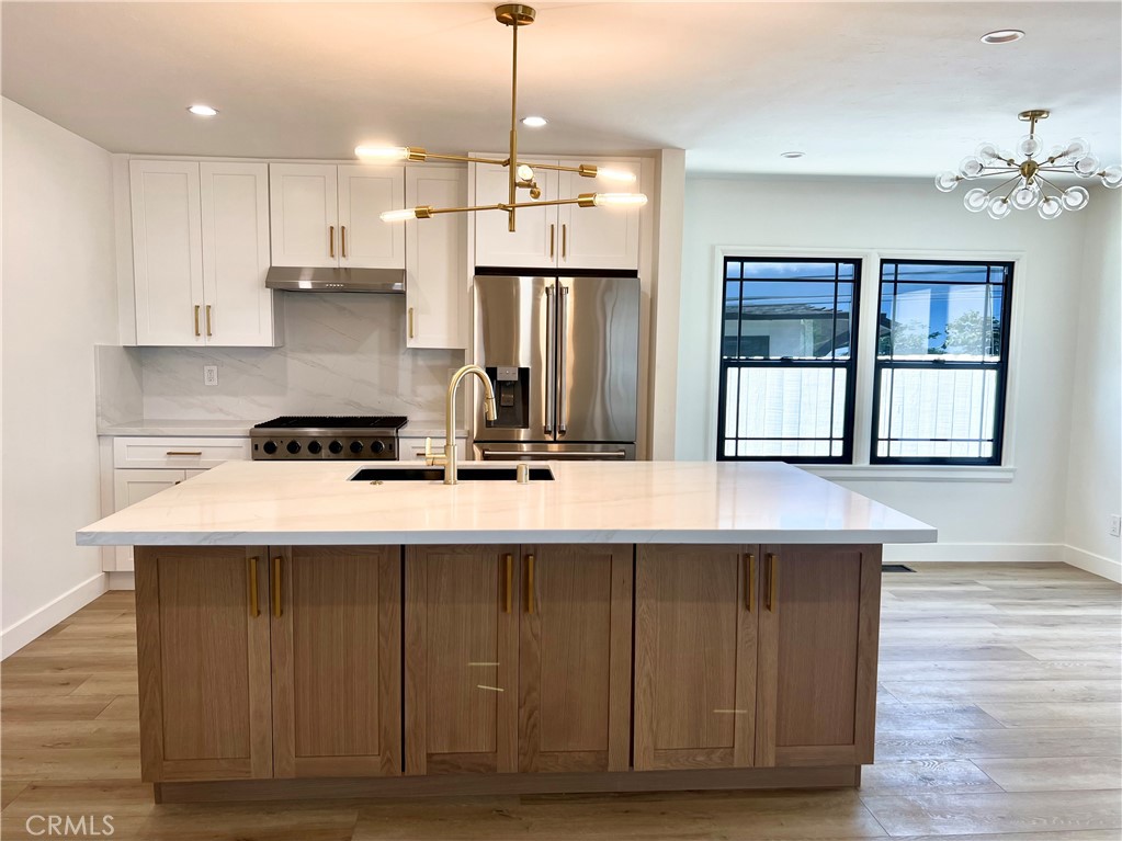 33921 Copper Lantern Street