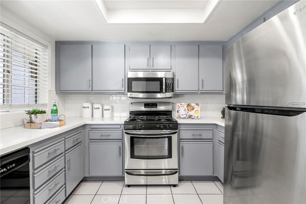 8031 E Sandstone Drive