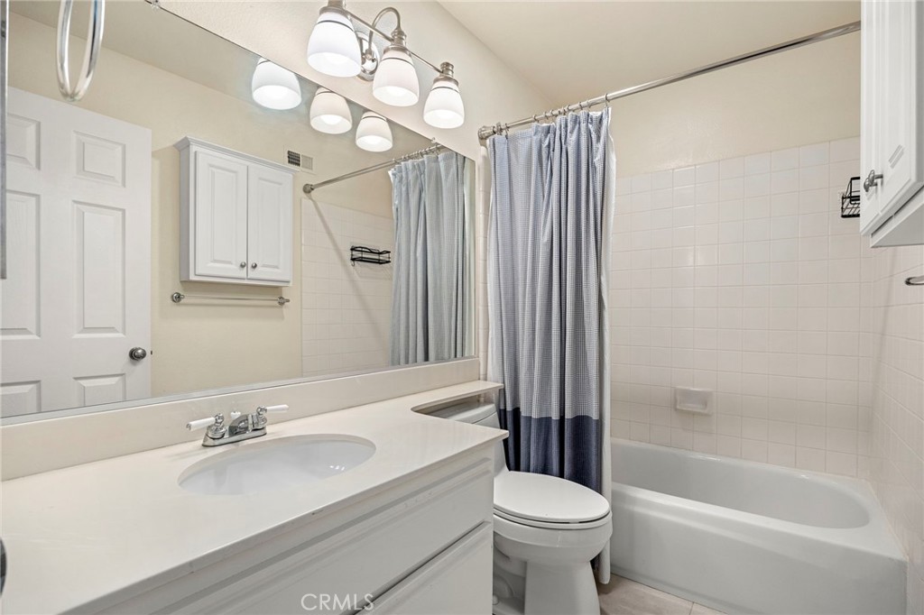 8031 E Sandstone Drive