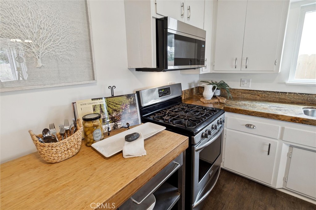 34451 Camino El Molino