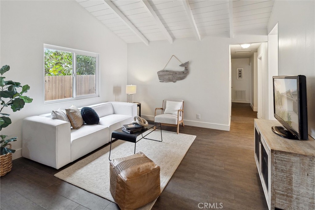 34451 Camino El Molino