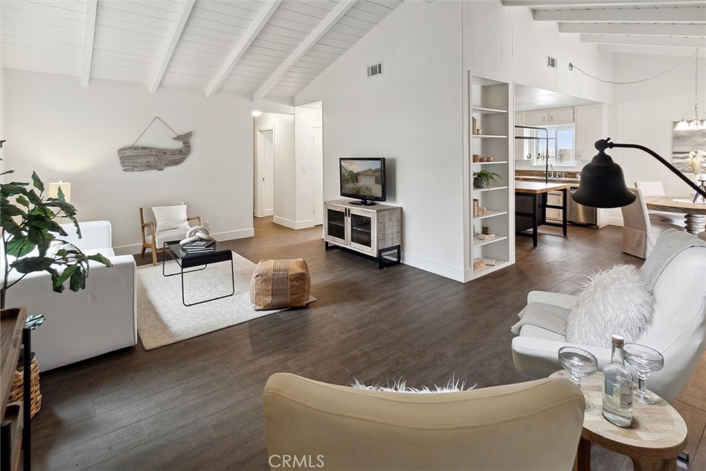 34451 Camino El Molino