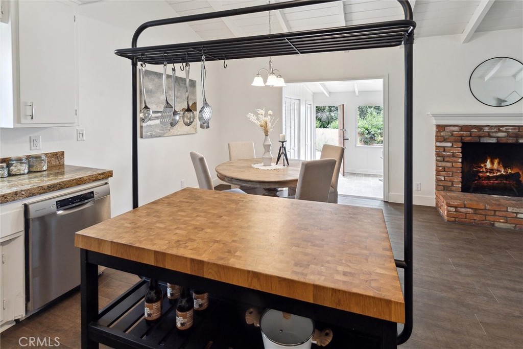 34451 Camino El Molino