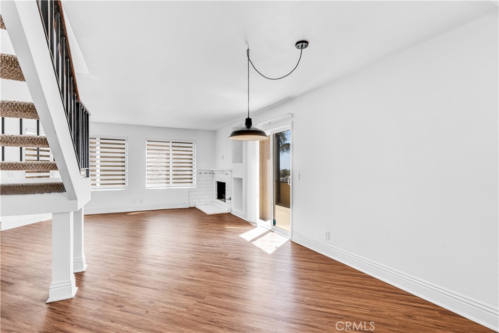 33892 Copper Lantern Street A