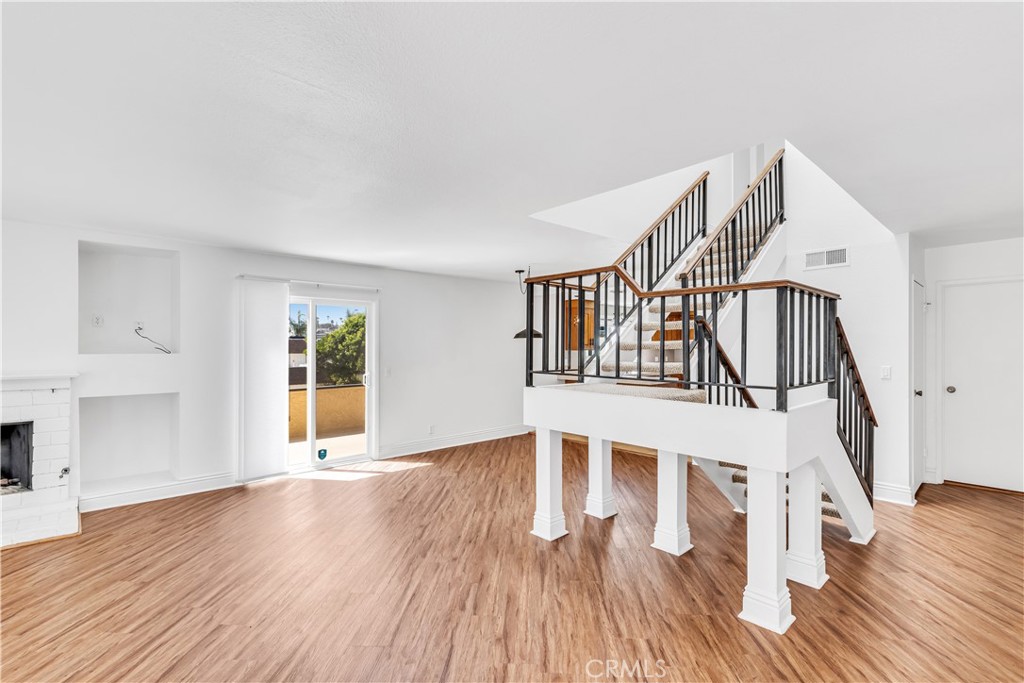 33892 Copper Lantern Street A