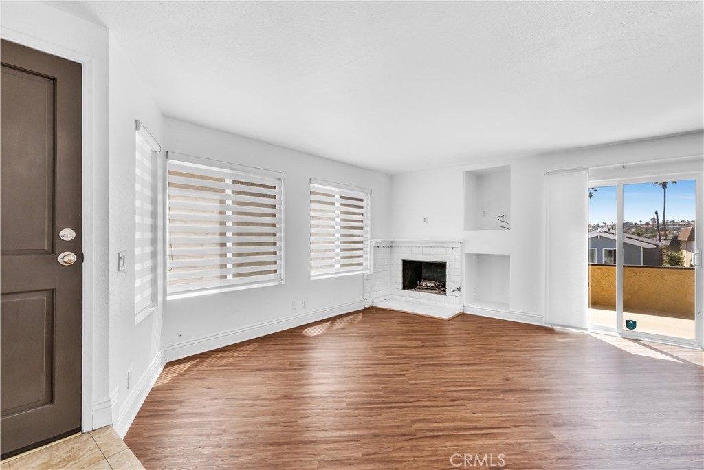 33892 Copper Lantern Street A