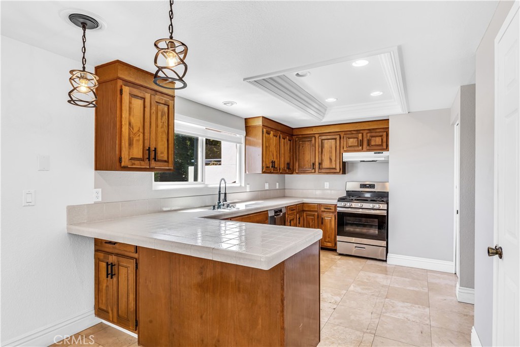 33892 Copper Lantern Street A