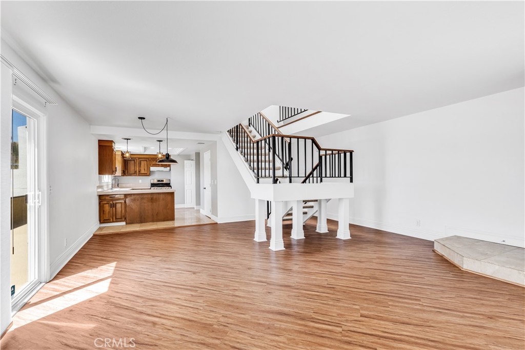 33892 Copper Lantern Street A