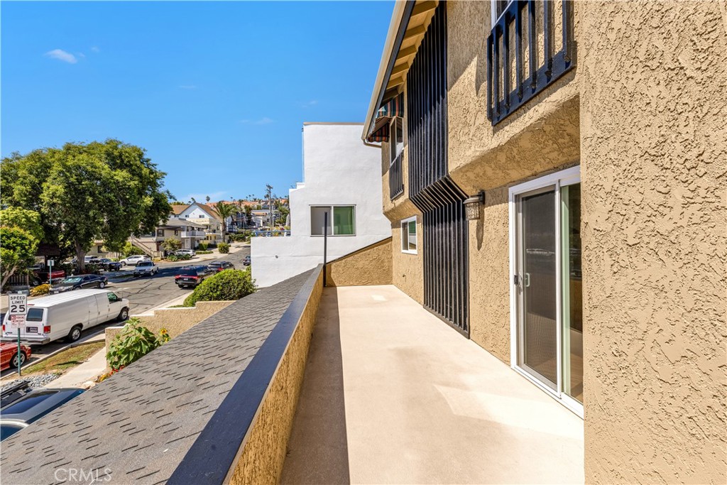 33892 Copper Lantern Street A