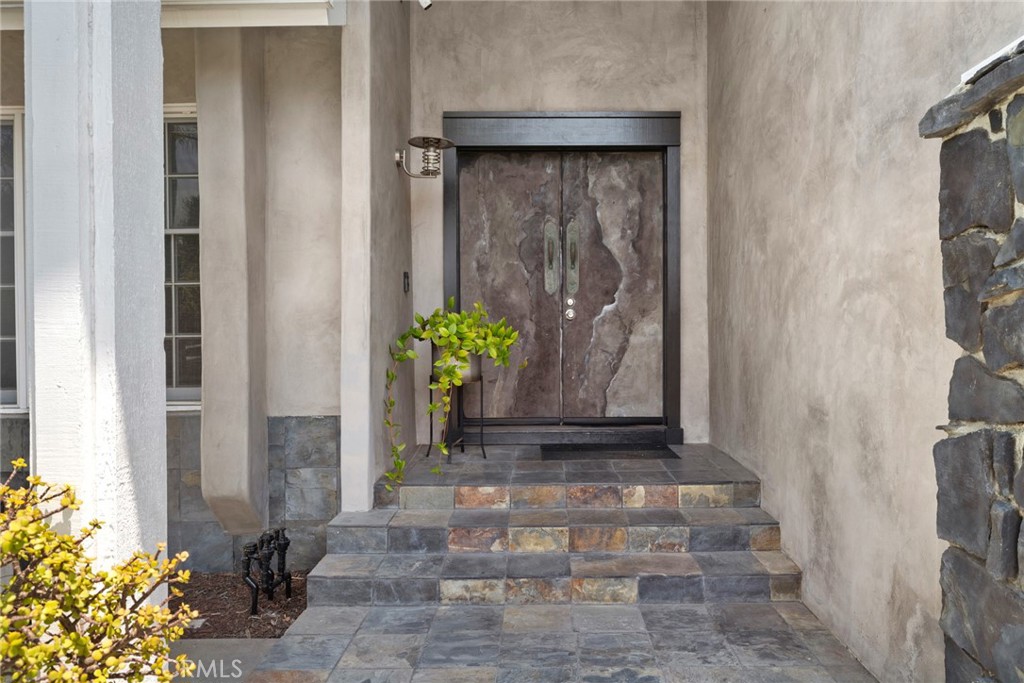 9941 Hot Springs Drive