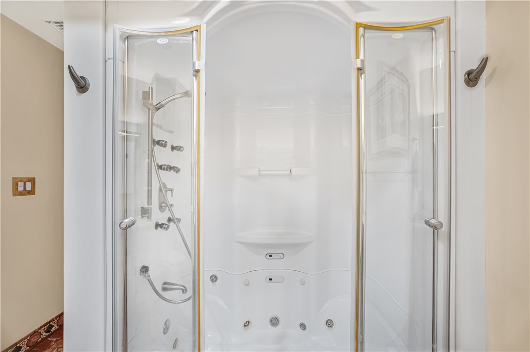 2623 N Louise Street