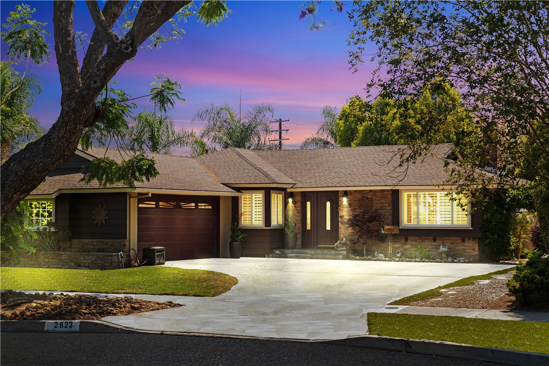 2623 N Louise Street