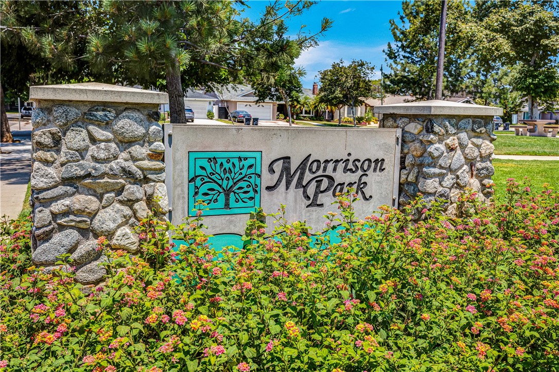 2623 N Louise Street