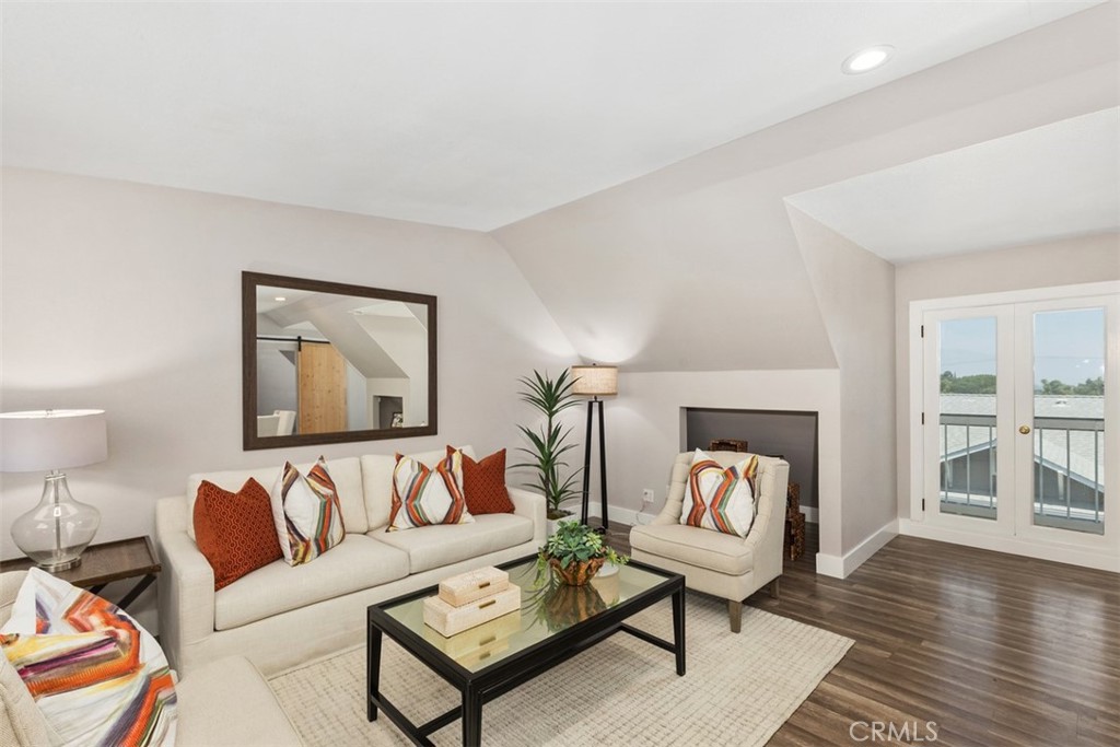 308 E Kendall Street